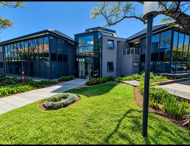 94M² OFFICE TO LET IN WOODMEAD